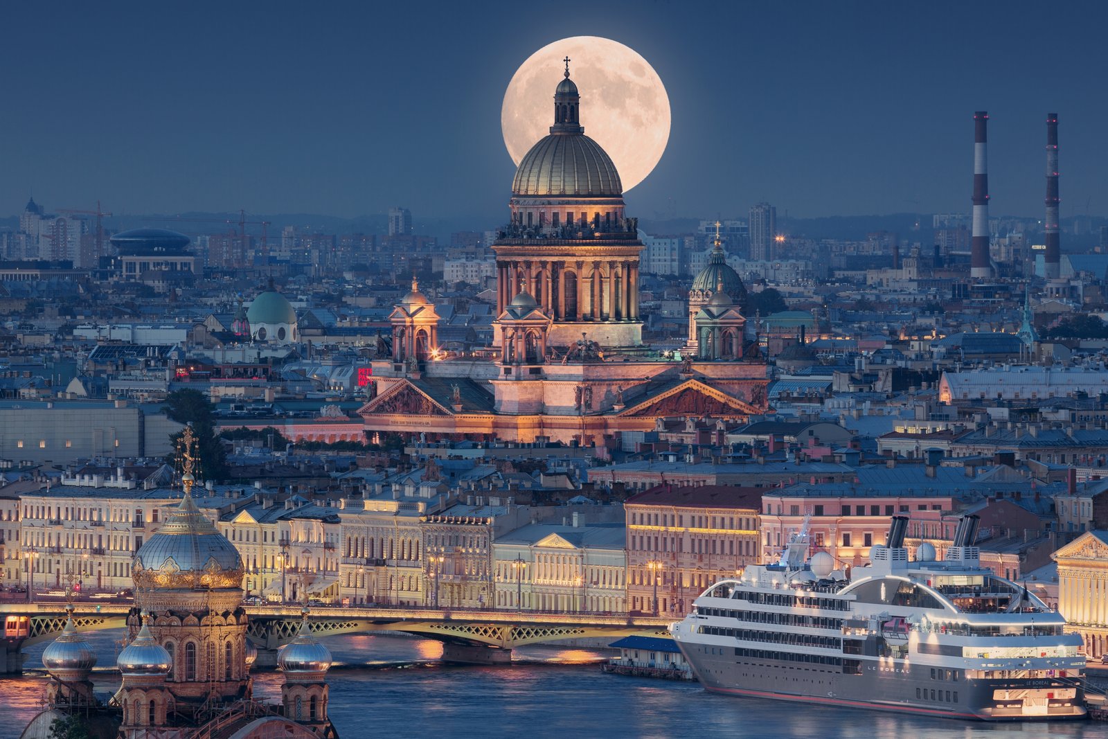 Сбои связи в Санкт-Петербурге 6 июля 2025: интернет и мобильная связь не работают